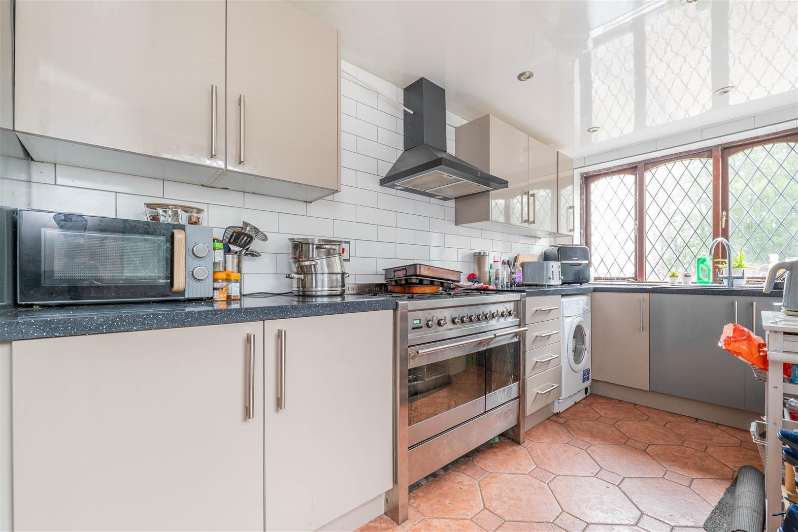 2 bed property in Victoria Road, Preston